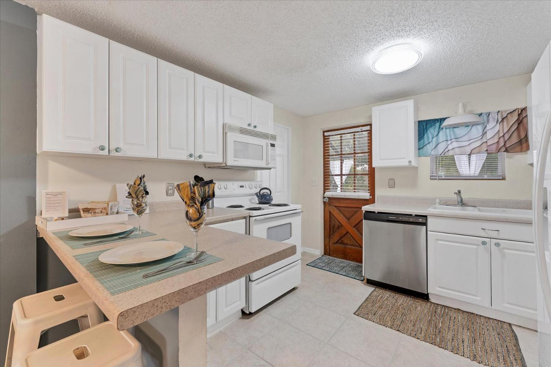 Beach Cottage With Heated Pool Just Off Siesta Key Sarasota Extérieur photo