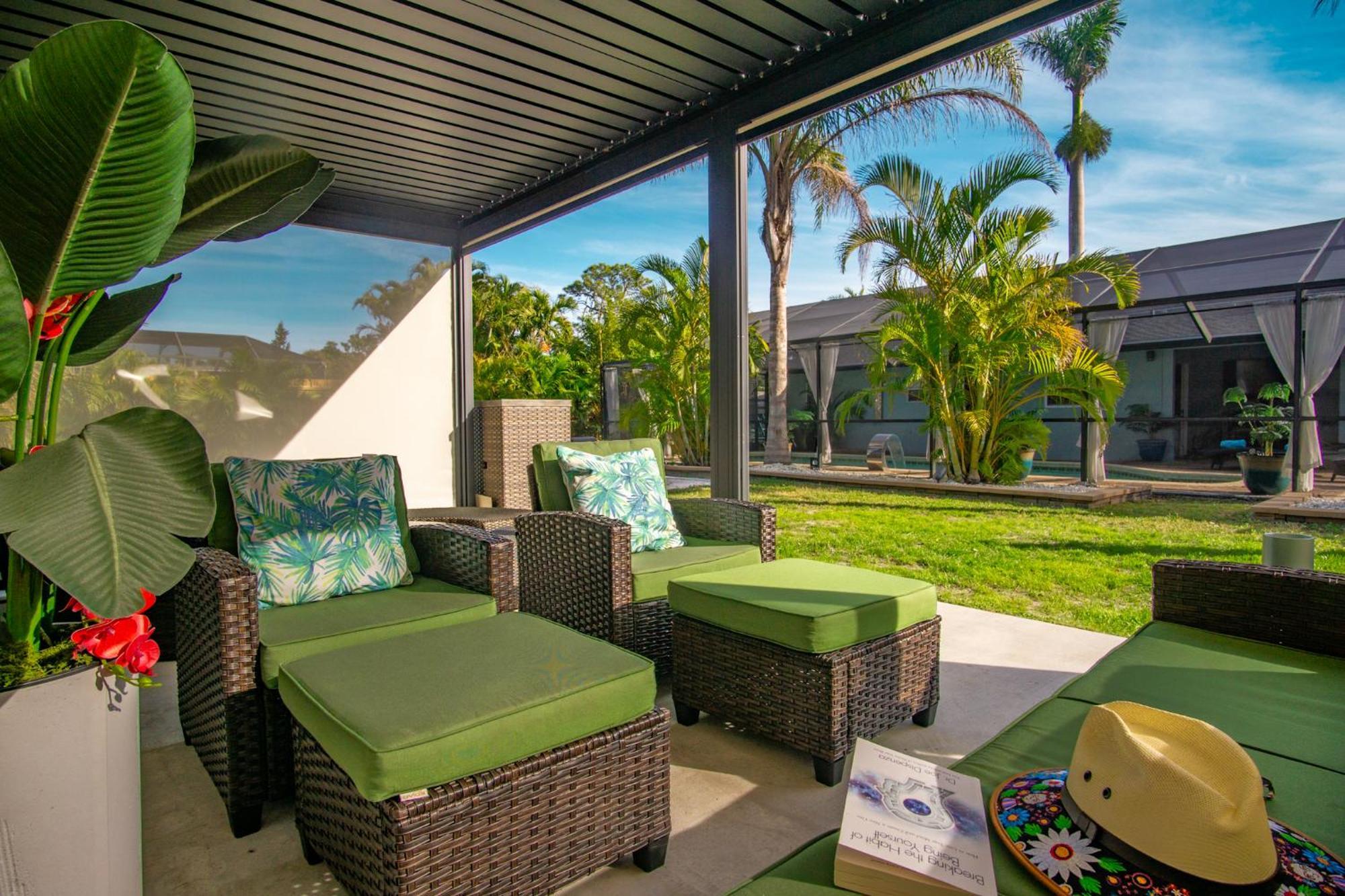 Beach Cottage With Heated Pool Just Off Siesta Key Sarasota Extérieur photo